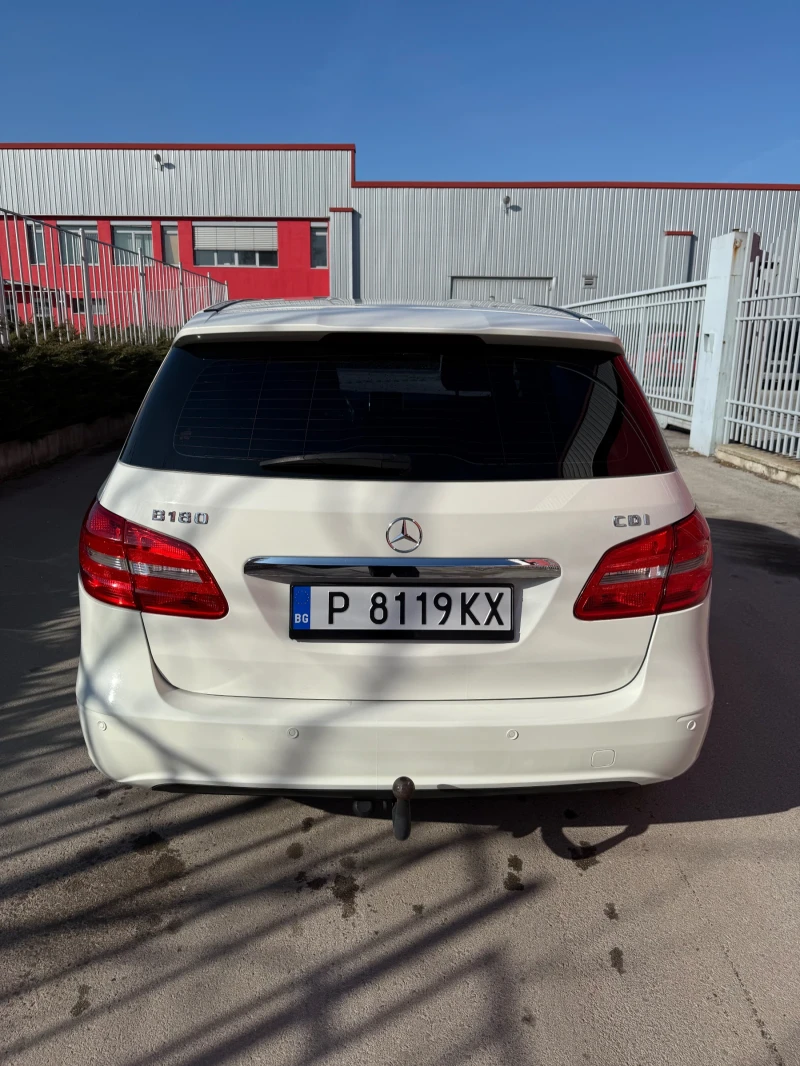 Mercedes-Benz B 180 CDI blue efficiency, снимка 6 - Автомобили и джипове - 48966909