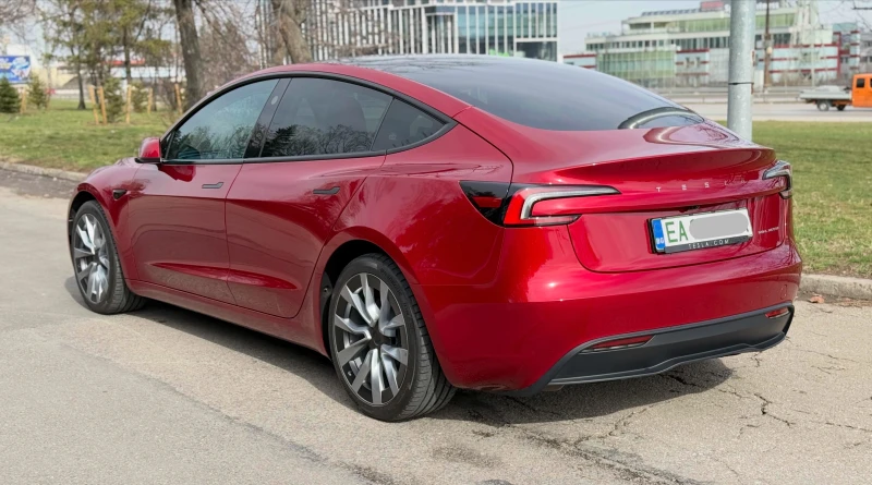 Tesla Model 3 Highland Long Range 4x4, снимка 5 - Автомобили и джипове - 49577997