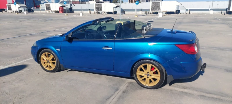 Renault Megane Кабрио, снимка 12 - Автомобили и джипове - 50595370