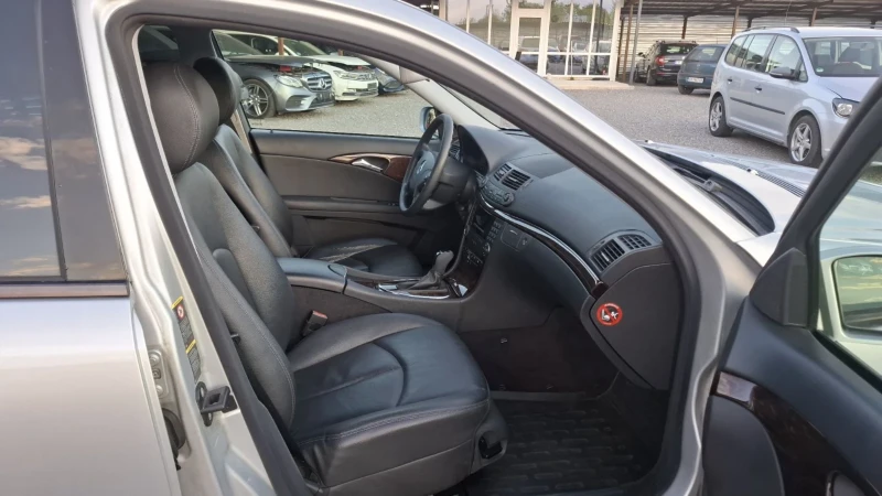 Mercedes-Benz E 200 КОЖА/NAVI/AUTOMATIK, снимка 15 - Автомобили и джипове - 50259603