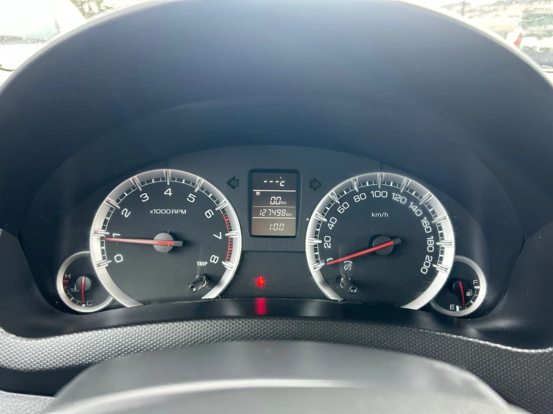 Suzuki Swift 1.2i, снимка 8 - Автомобили и джипове - 52667328