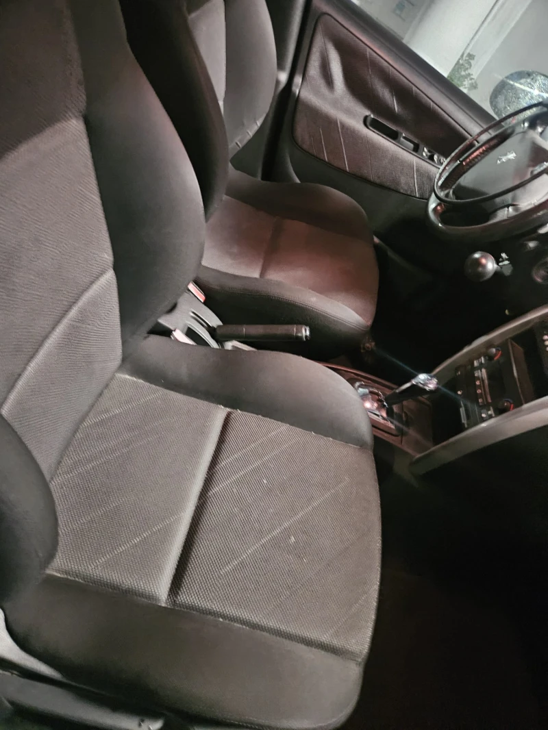 Peugeot 207 За инвалид , снимка 9 - Автомобили и джипове - 52895280