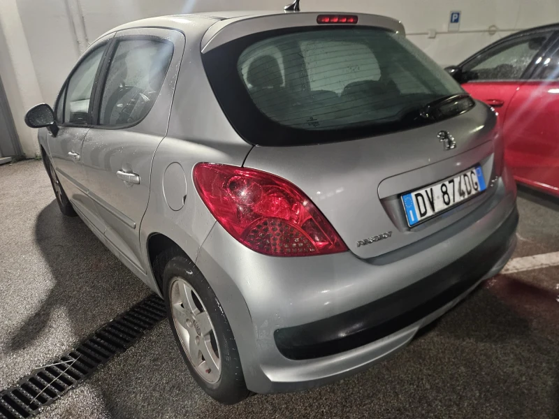 Peugeot 207 За инвалид , снимка 3 - Автомобили и джипове - 52895280