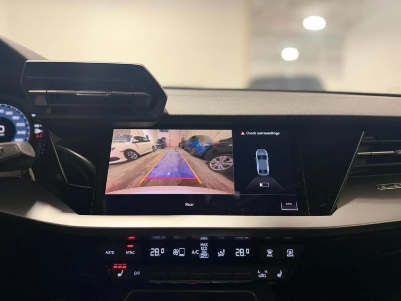 Audi A3 * Komfort * CARFAX * БЕЗ ПЪРВОНАЧАЛНА ВНОСКА, снимка 12 - Автомобили и джипове - 52959880