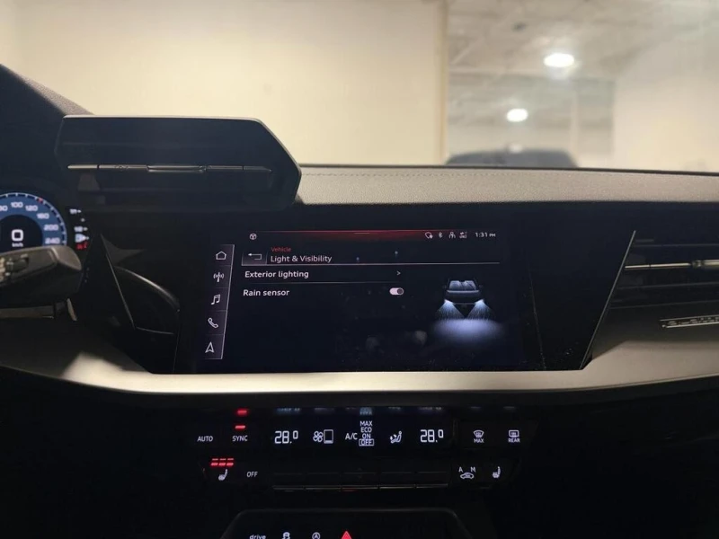 Audi A3 * Komfort * CARFAX * БЕЗ ПЪРВОНАЧАЛНА ВНОСКА, снимка 15 - Автомобили и джипове - 52959880