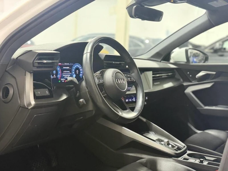 Audi A3 * Komfort * CARFAX * БЕЗ ПЪРВОНАЧАЛНА ВНОСКА, снимка 9 - Автомобили и джипове - 52959880