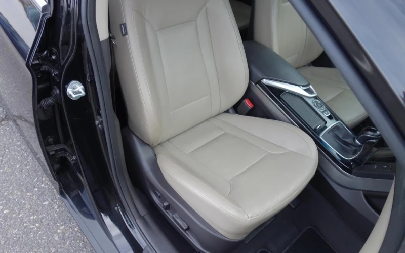 Hyundai I40 COMBI 1.7 CRDi AUTOMAT КОЖА XENON NAVI Подгр./Охл., снимка 13 - Автомобили и джипове - 53079539