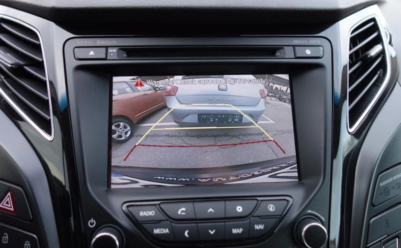 Hyundai I40 COMBI 1.7 CRDi AUTOMAT КОЖА XENON NAVI Подгр./Охл., снимка 6 - Автомобили и джипове - 53079539