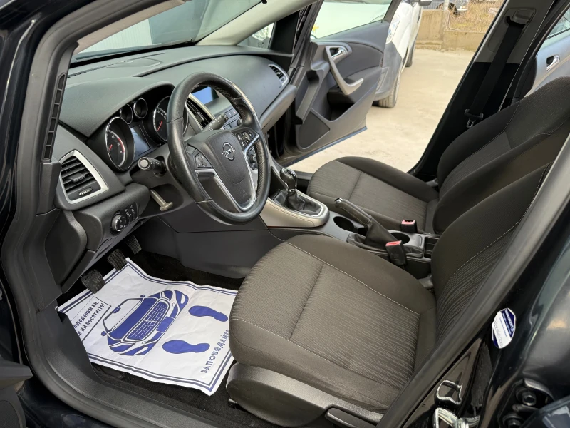 Opel Astra 1.4i KLIMA, снимка 9 - Автомобили и джипове - 53395125