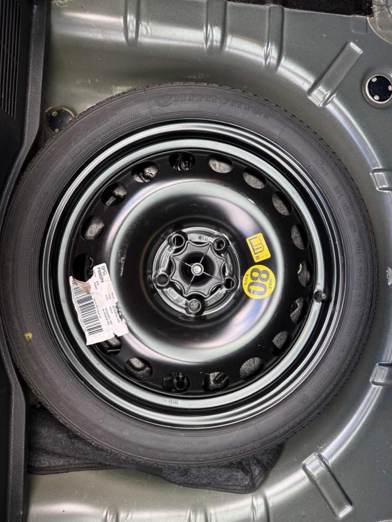 Opel Astra 1.4i KLIMA, снимка 15 - Автомобили и джипове - 53395125