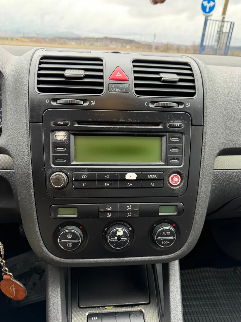 VW Golf V 1.9TDI* КРУИЗ КОНТРОЛ * НОВ ВНОС* ЛИЗИНГ* , снимка 11 - Автомобили и джипове - 53571950