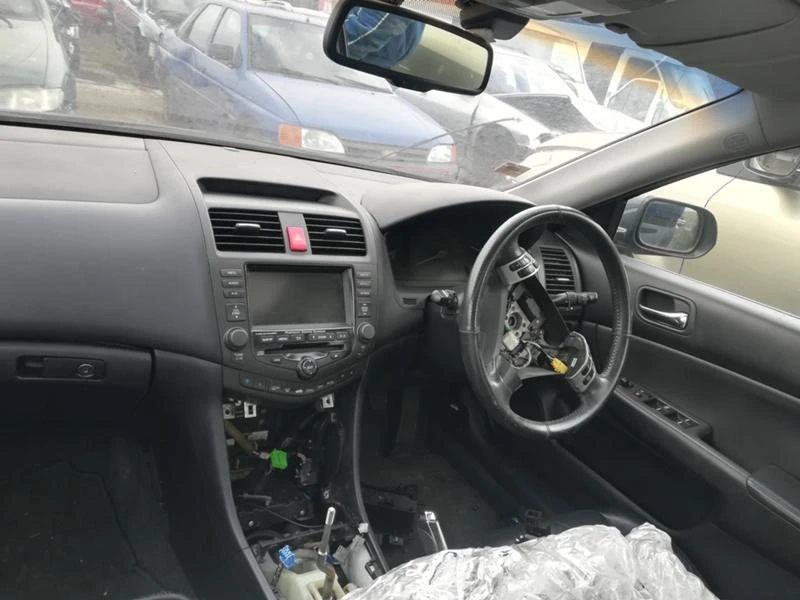 Honda Accord 2.2, снимка 2 - Автомобили и джипове - 47494262