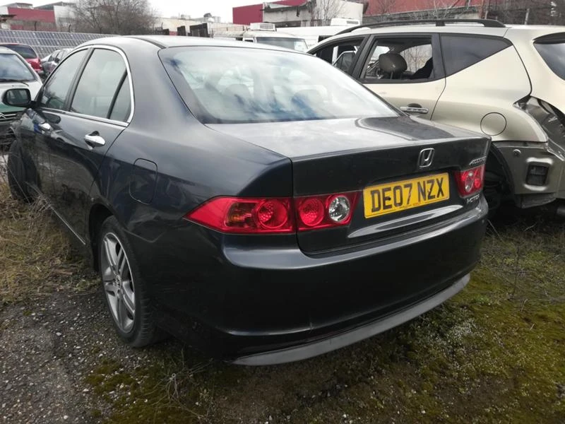 Honda Accord 2.2, снимка 1 - Автомобили и джипове - 47494262