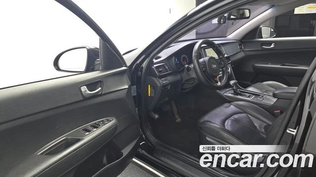 Kia Optima, снимка 10 - Автомобили и джипове - 56063001