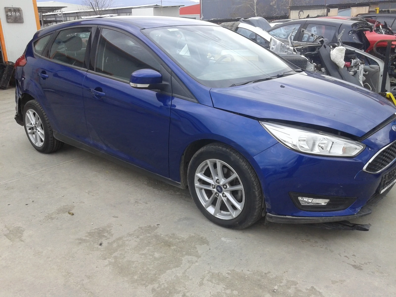 Ford Focus 1, 5d - изображение 10