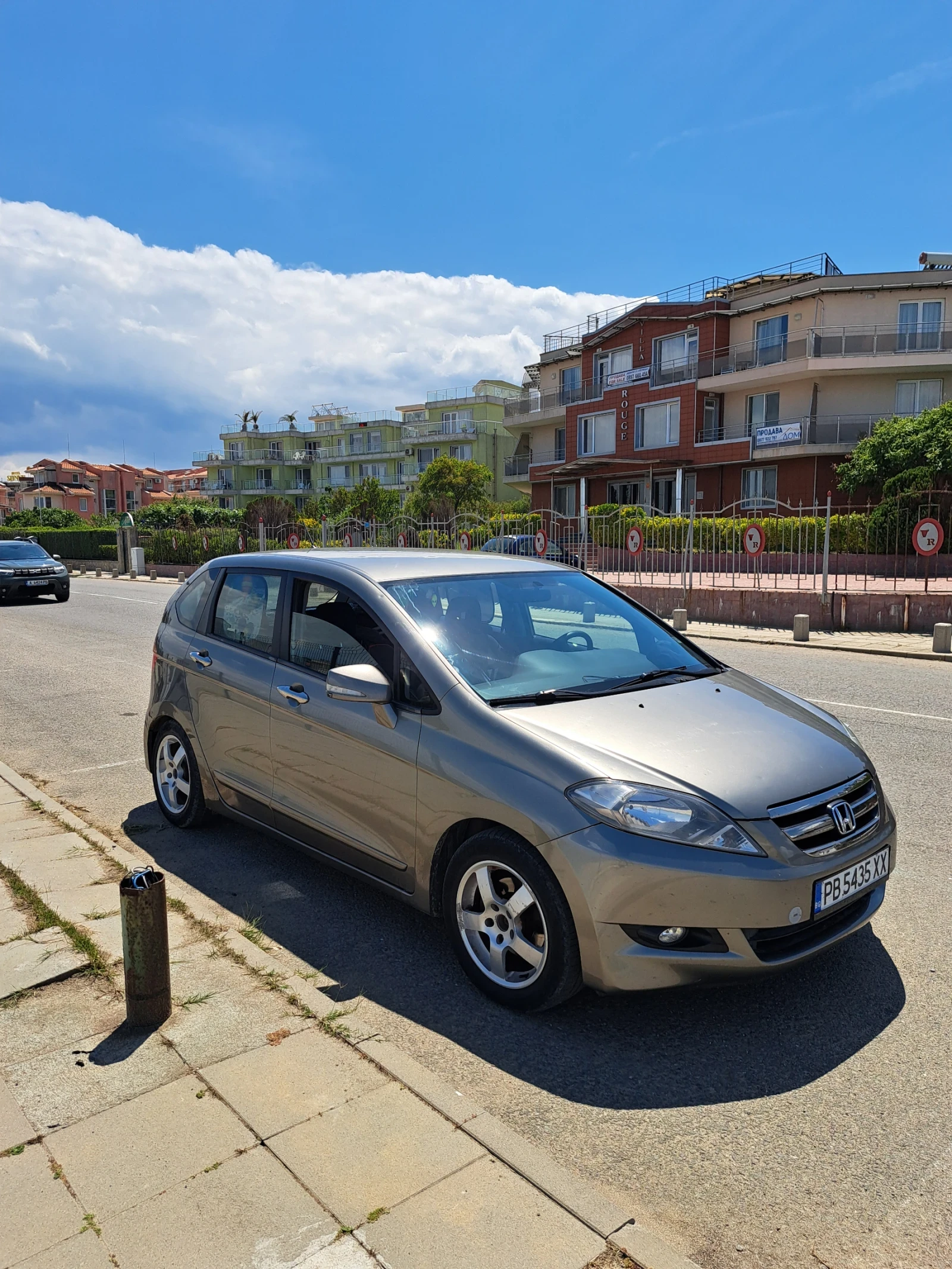 Honda Fr-v 1.8 facelift  - изображение 3