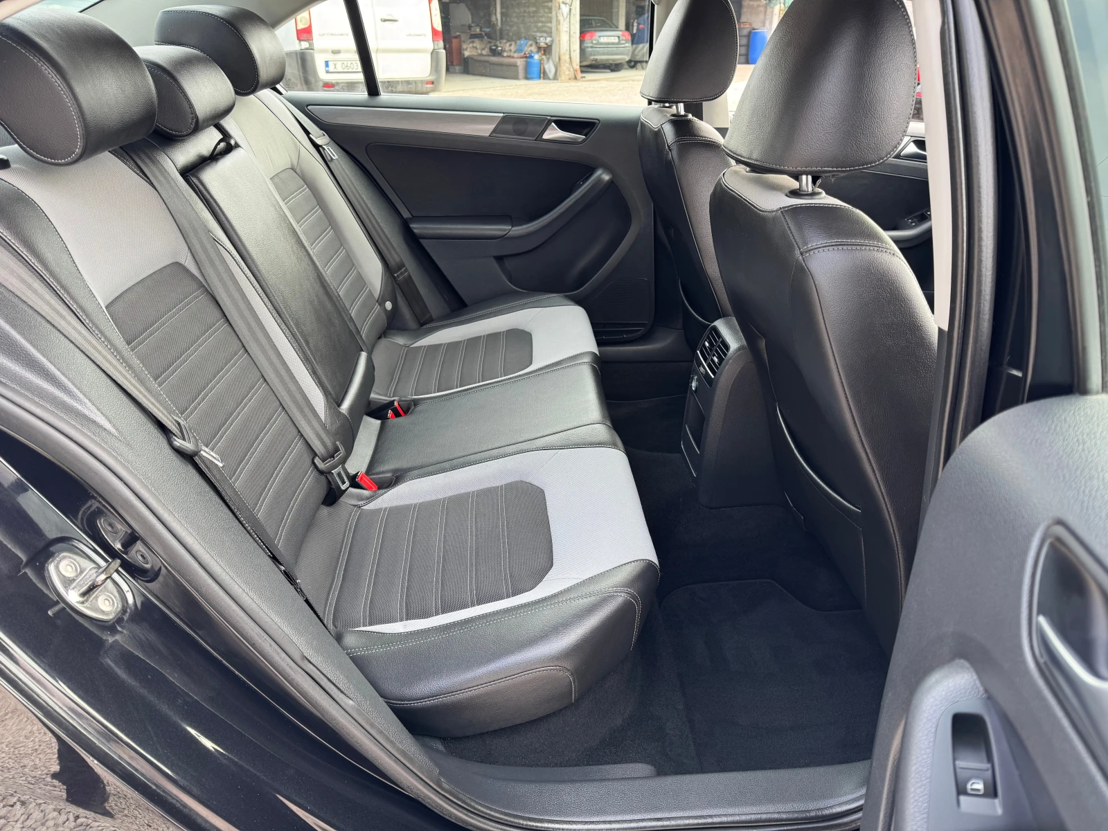 VW Jetta АВТОМАТ | Mobile.bg — изображение 11