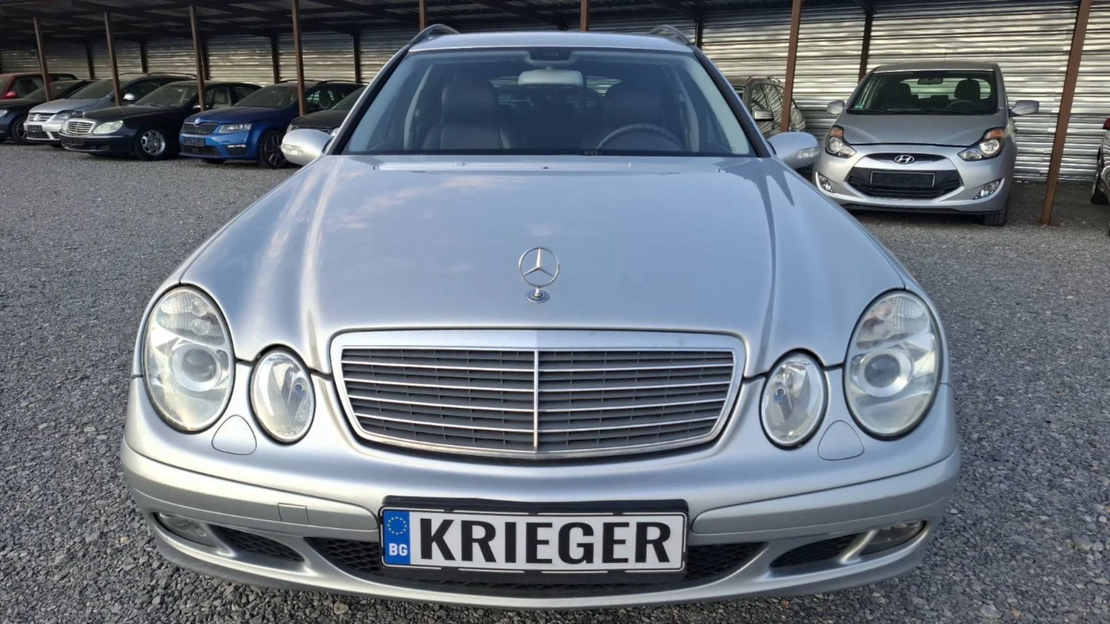 Mercedes-Benz E 200 КОЖА/NAVI/AUTOMATIK - изображение 2