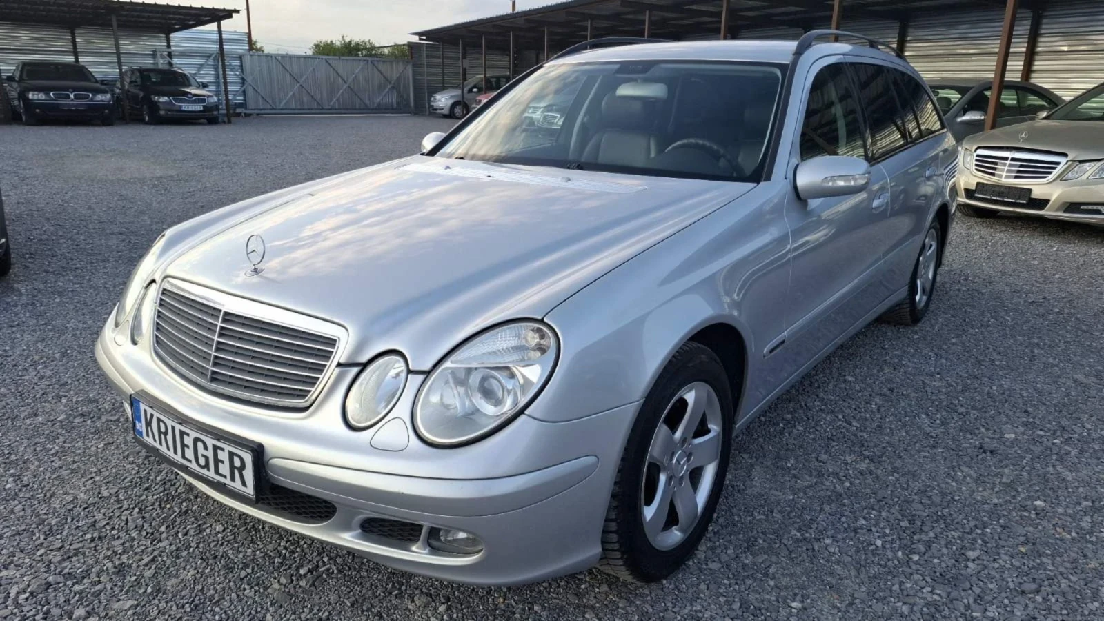 Mercedes-Benz E 200 КОЖА/NAVI/AUTOMATIK | Mobile.bg — изображение 1