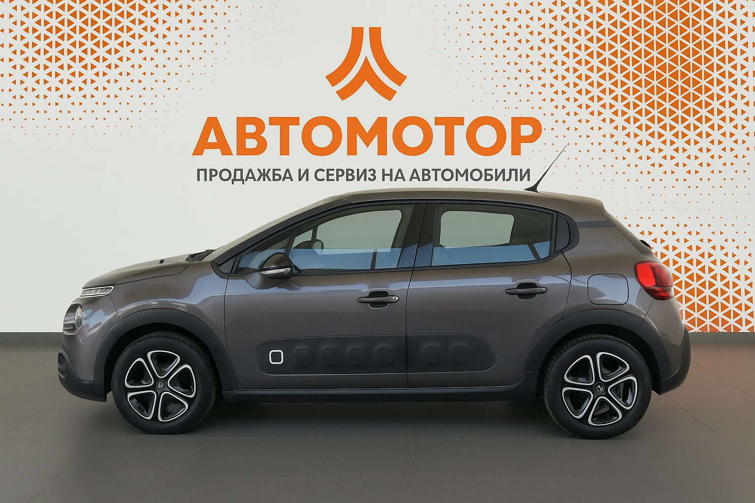 Citroen C3 1.2 PureTech Shine - изображение 4