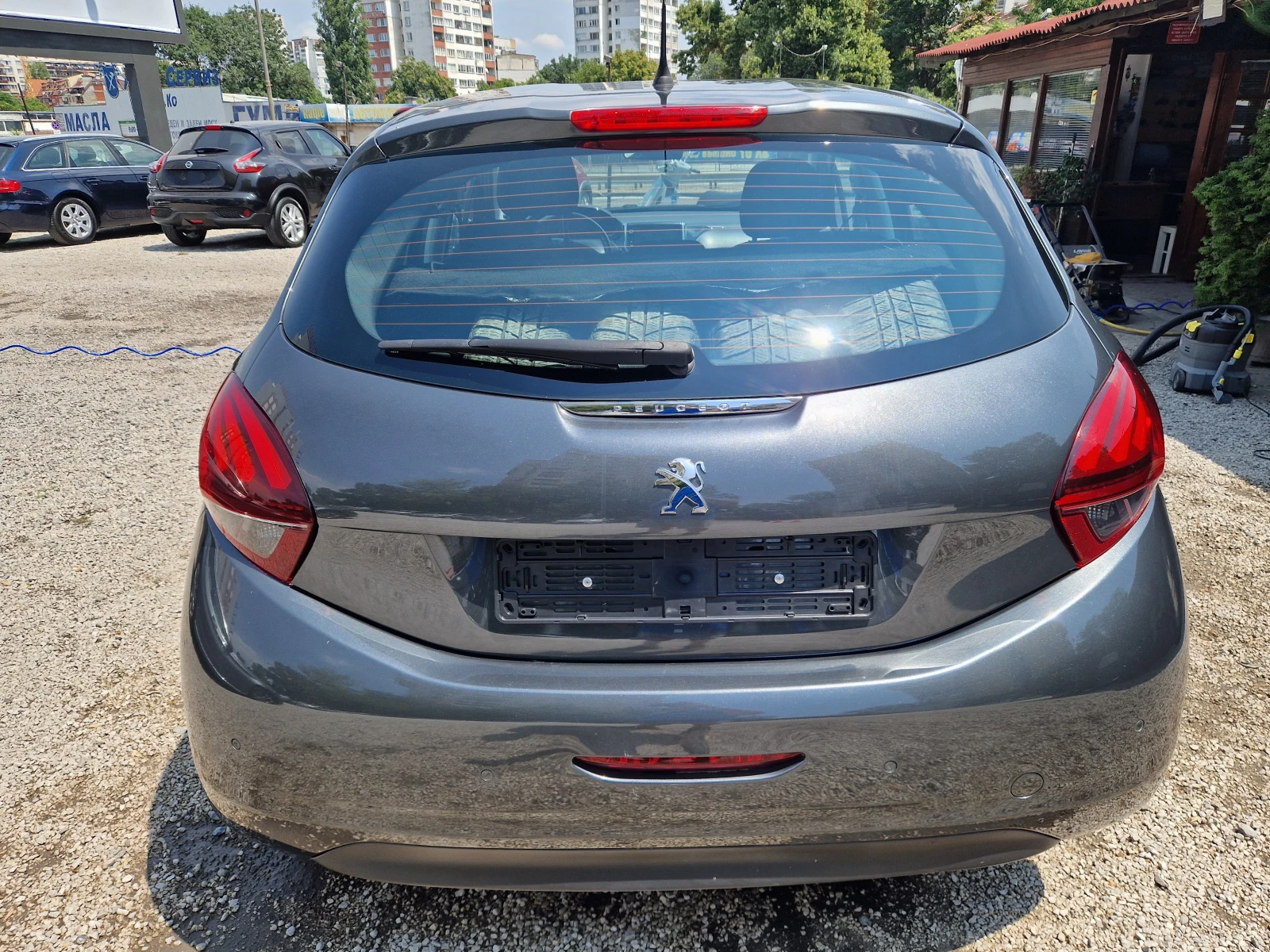 Peugeot 208 1.2i - изображение 5