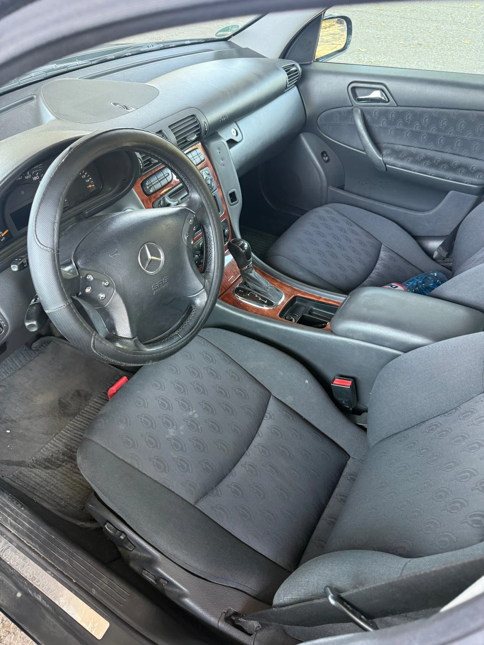 Mercedes-Benz C 200  - изображение 8