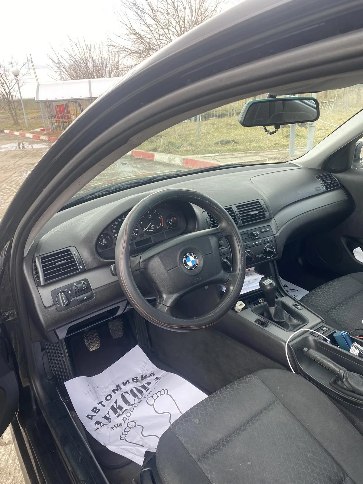 BMW 320  - изображение 8