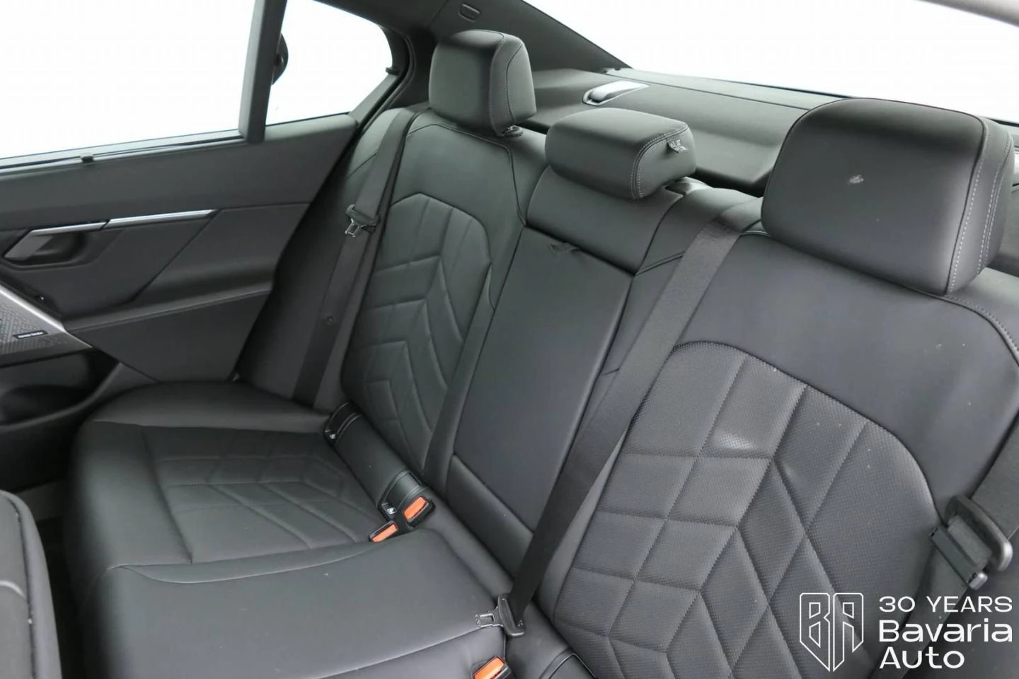 BMW 520 i M Sport Paket - изображение 9