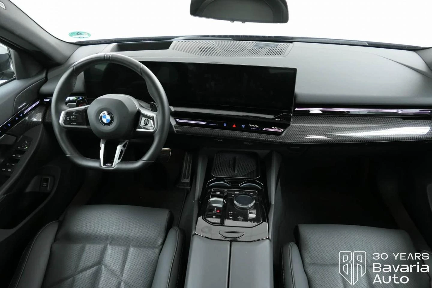 BMW 520 i M Sport Paket - изображение 6