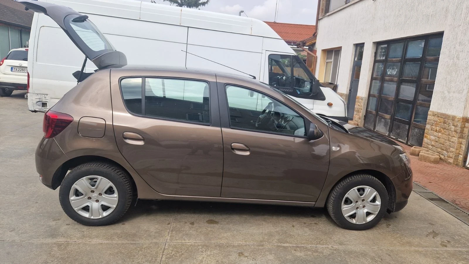 Dacia Sandero  - изображение 6