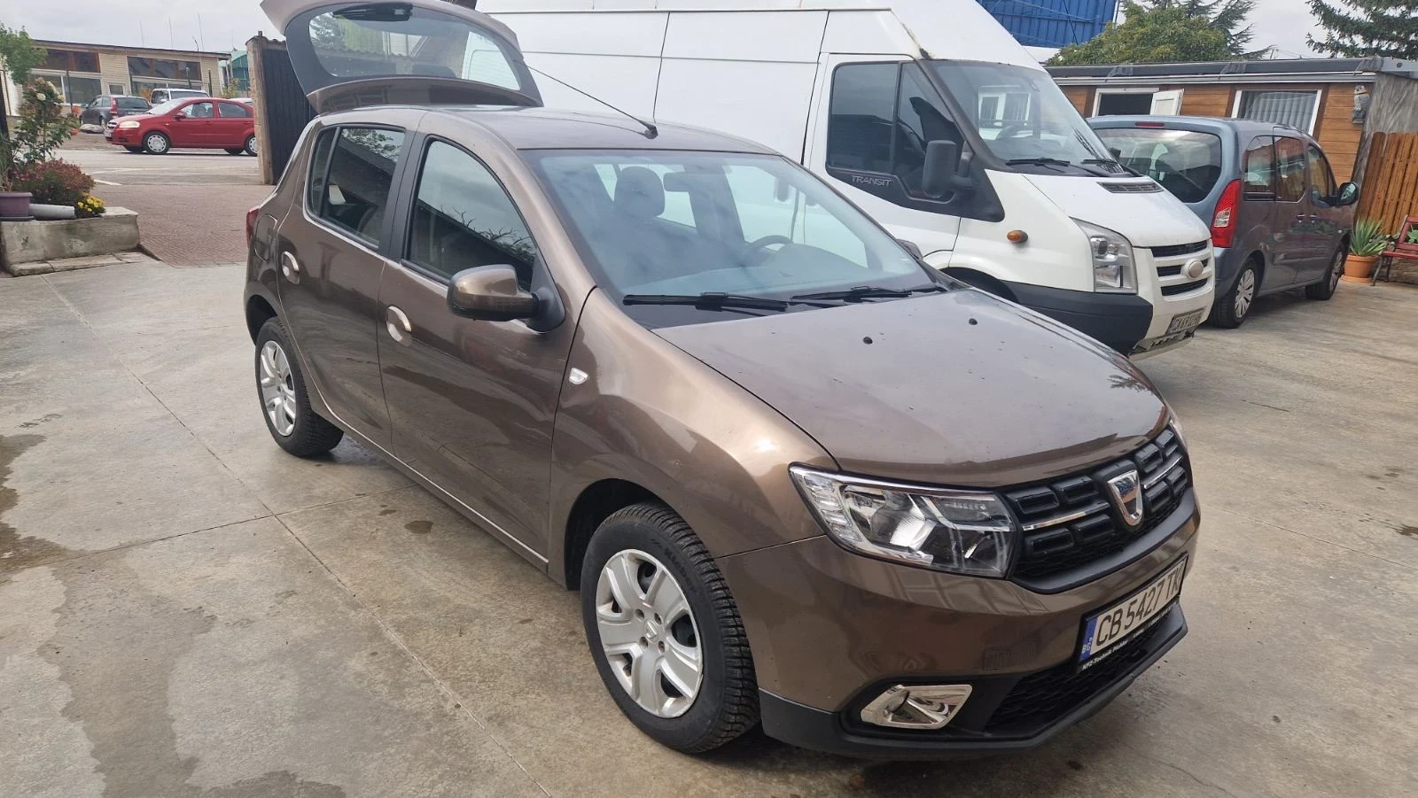 Dacia Sandero  - изображение 3