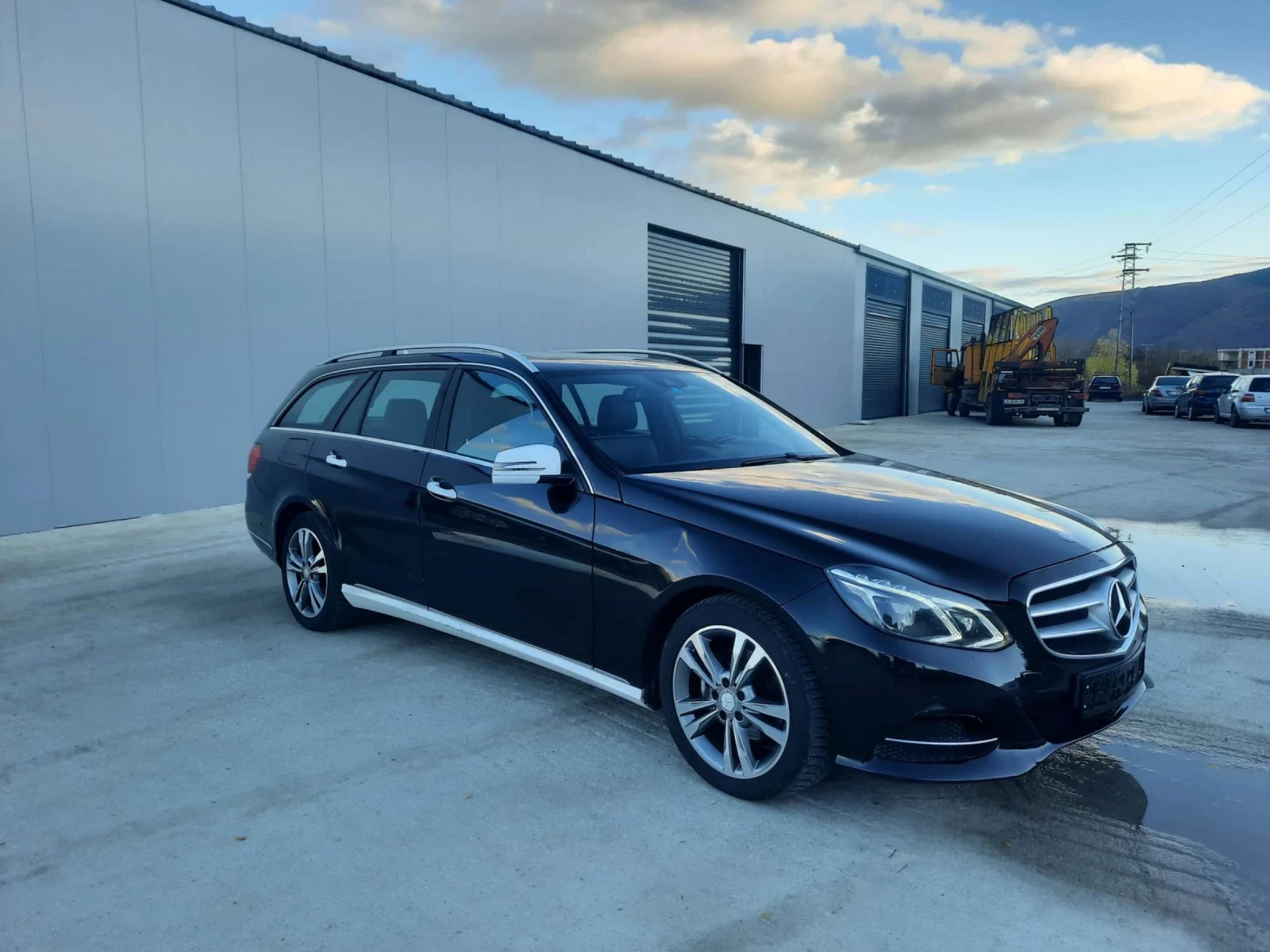 Mercedes-Benz E 220  - изображение 4