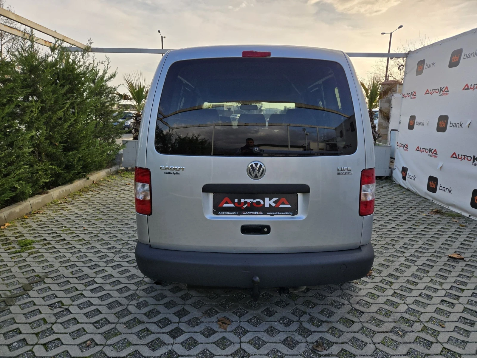 VW Caddy 2.0i-109кс= ФАБРИЧЕН МЕТАН= КЛИМАТИК - изображение 4