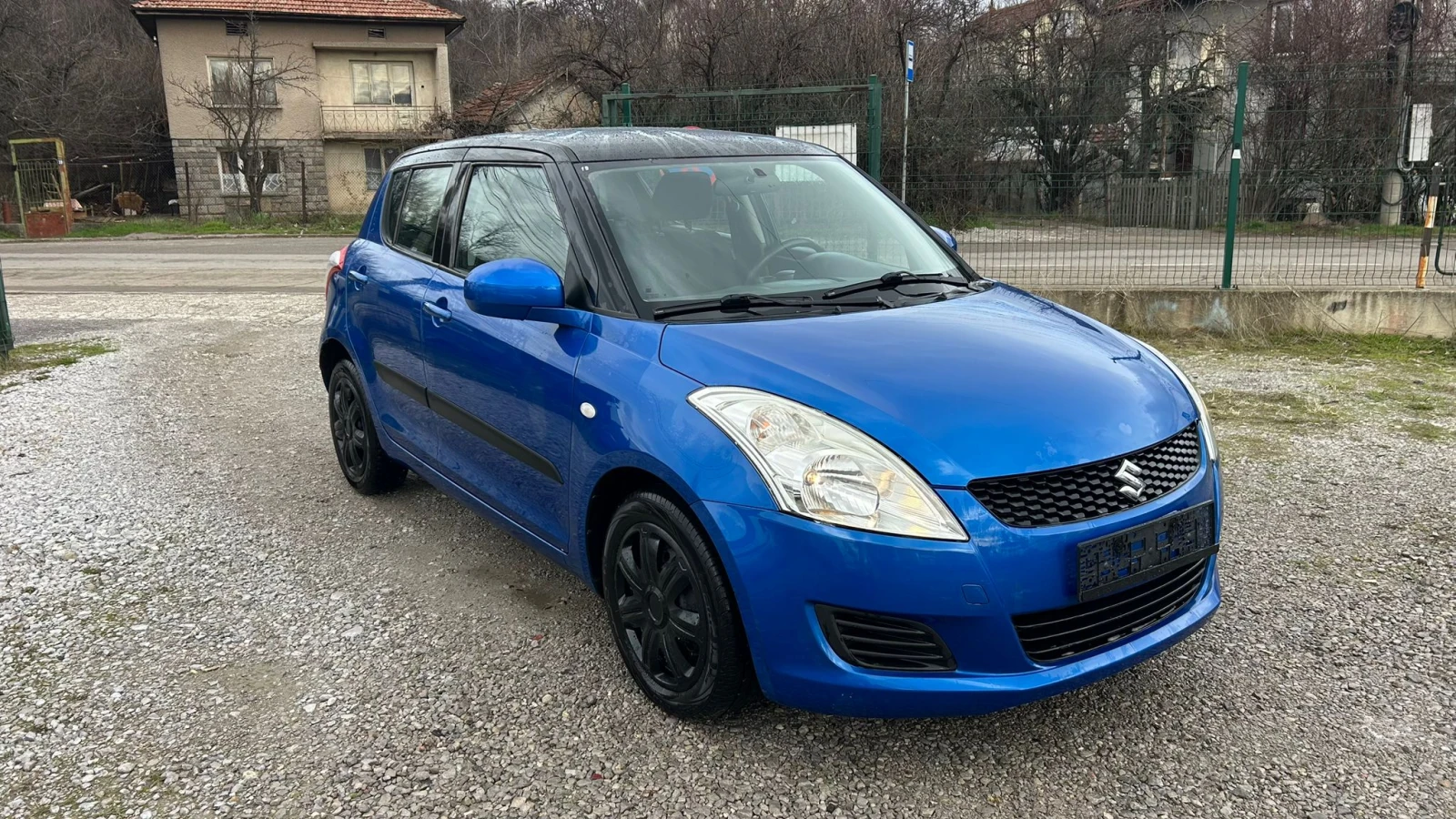 Suzuki Swift 1.2i - изображение 2