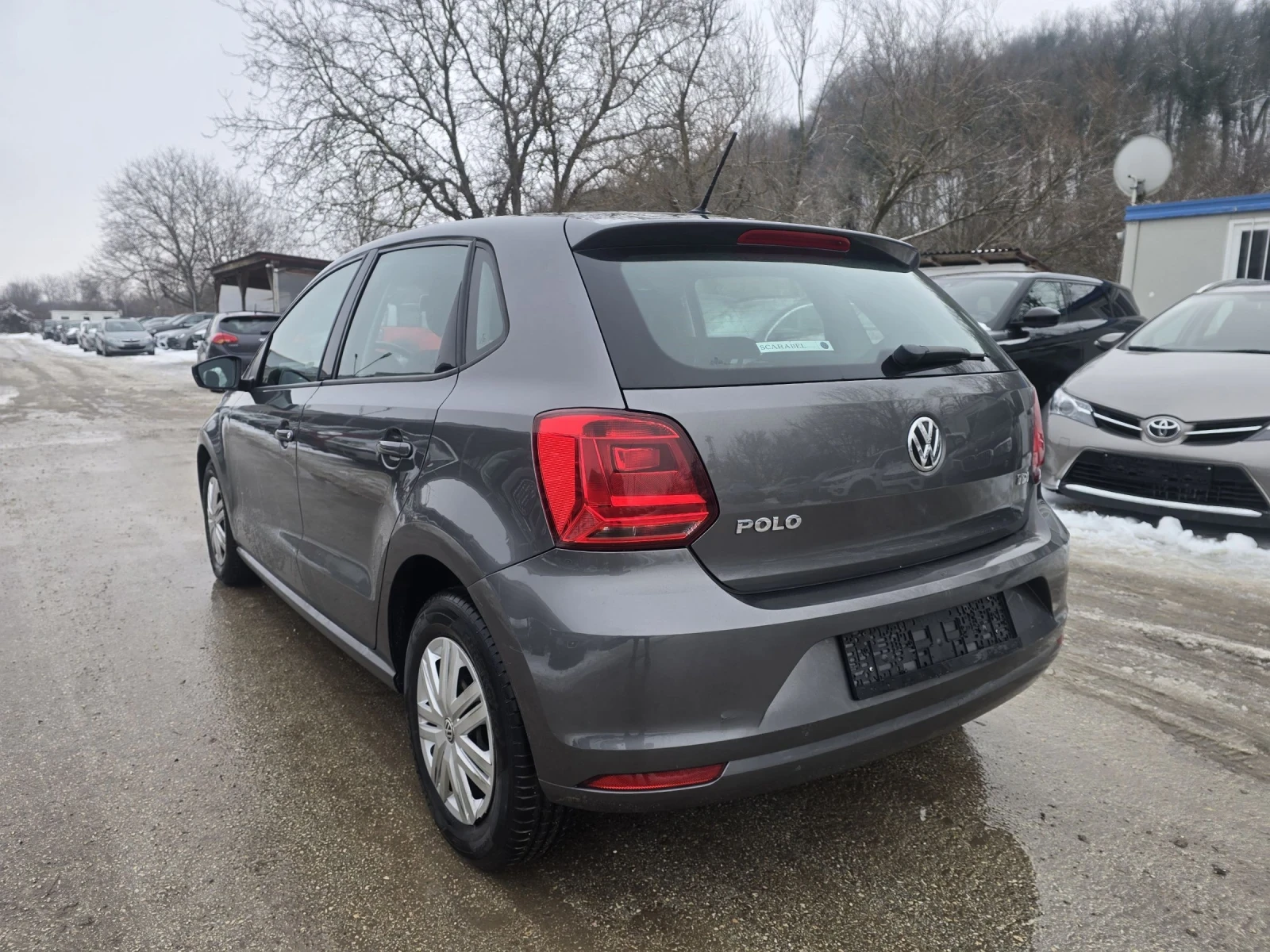 VW Polo 1.4tdi 75к.с 5 скорости - изображение 3