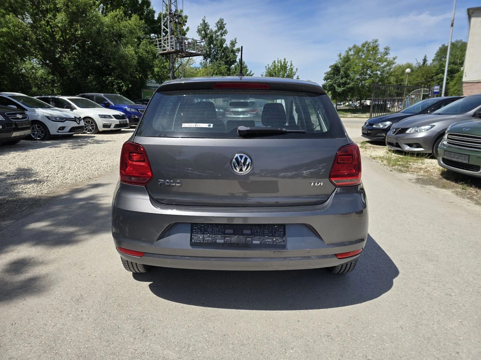 VW Polo 1.4tdi 75к.с 5 скорости, снимка 6 - Автомобили и джипове - 53372661