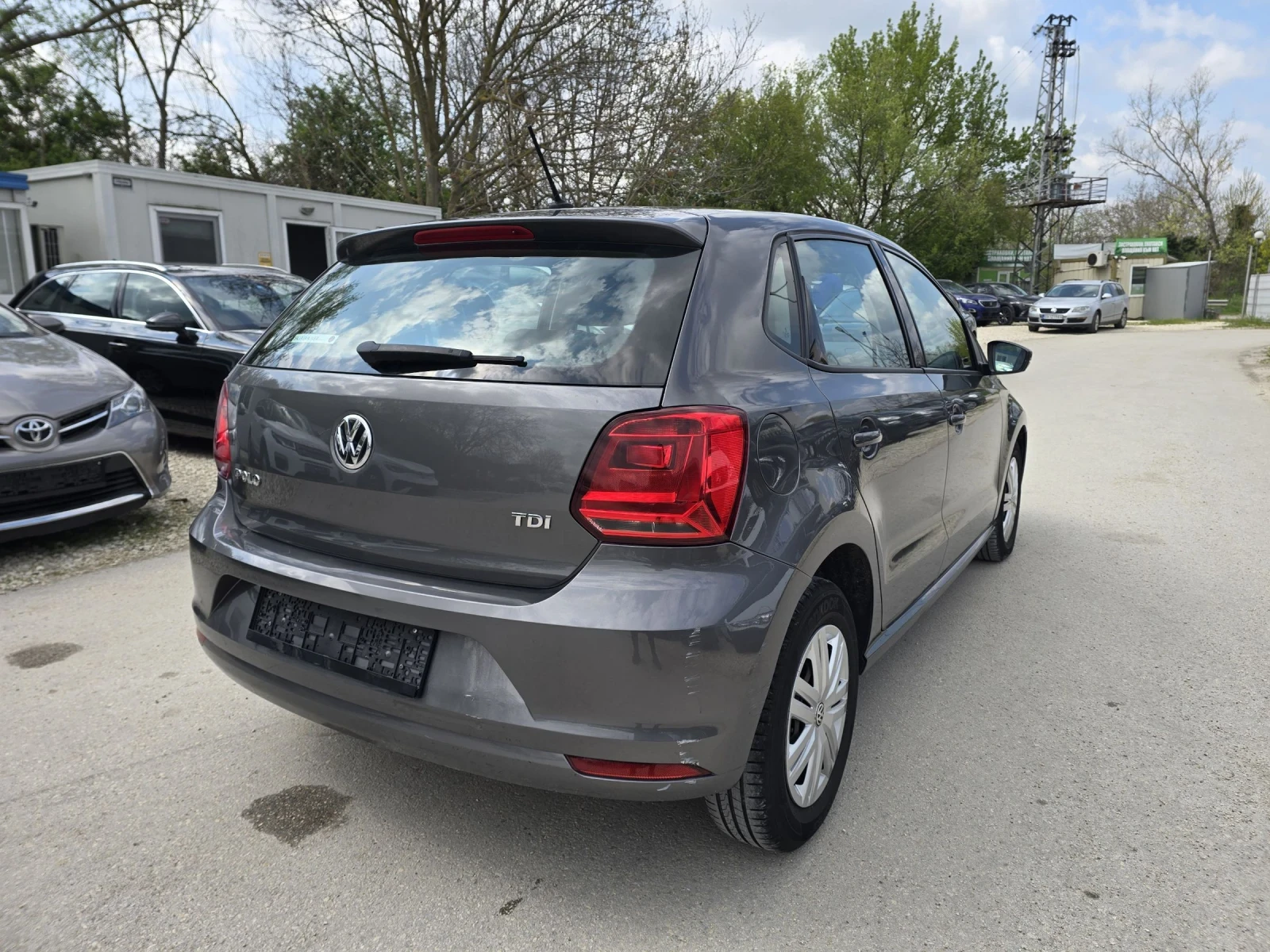 VW Polo 1.4tdi 75к.с 5 скорости, снимка 4 - Автомобили и джипове - 53372661