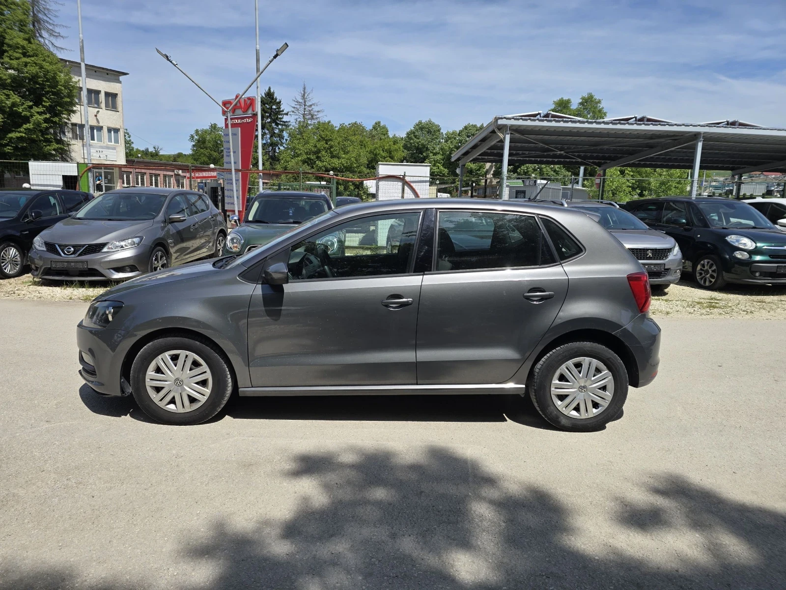 VW Polo 1.4tdi 75к.с 5 скорости, снимка 7 - Автомобили и джипове - 53372661