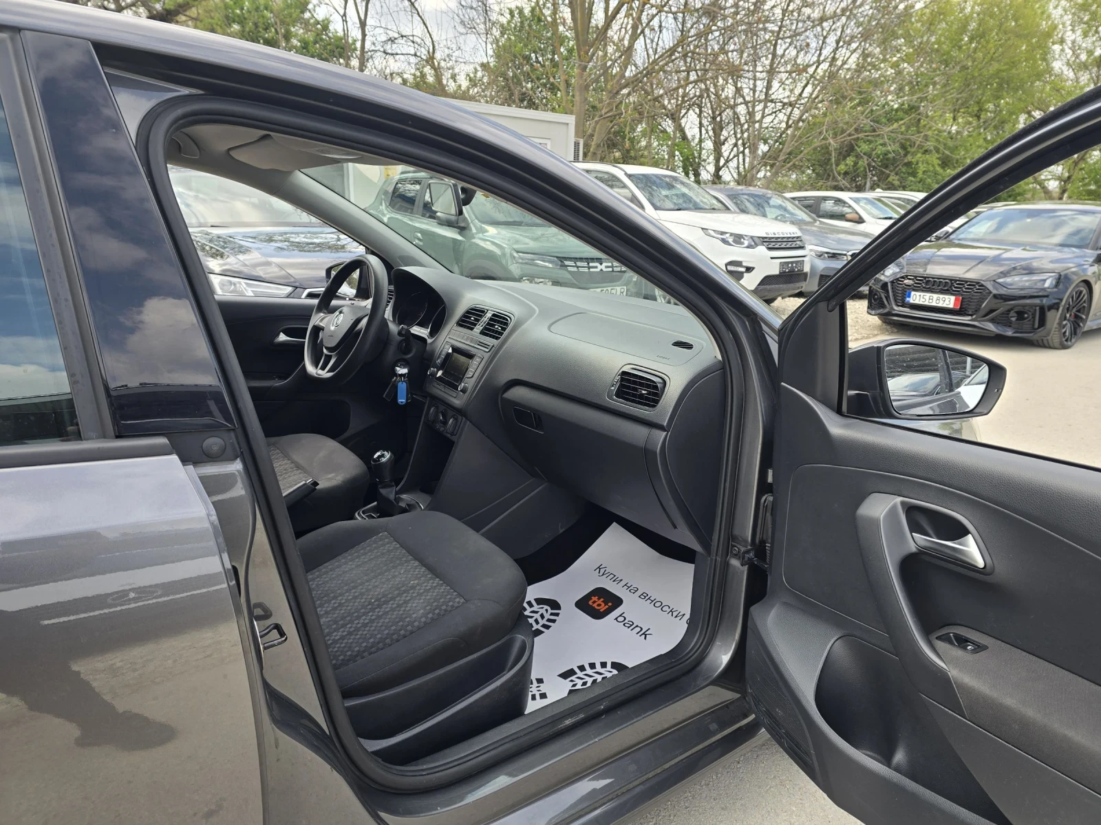 VW Polo 1.4tdi 75к.с 5 скорости, снимка 14 - Автомобили и джипове - 53372661