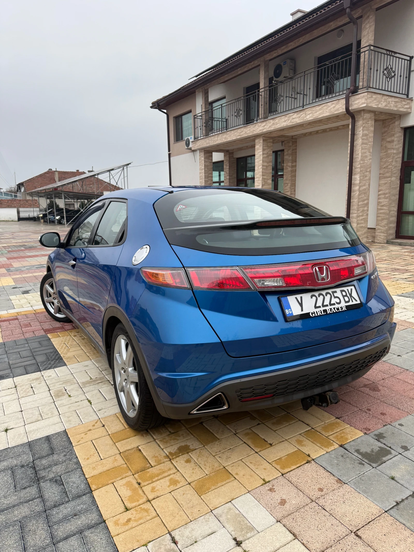 Honda Civic 1.8 140 к.с. - изображение 5