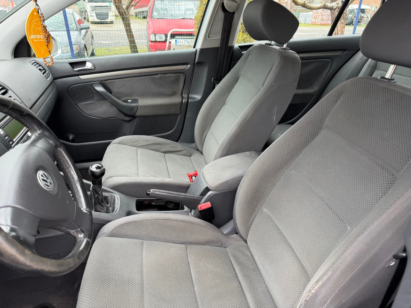 VW Golf V 1.9TDI* КРУИЗ КОНТРОЛ * НОВ ВНОС* ЛИЗИНГ*  - изображение 9