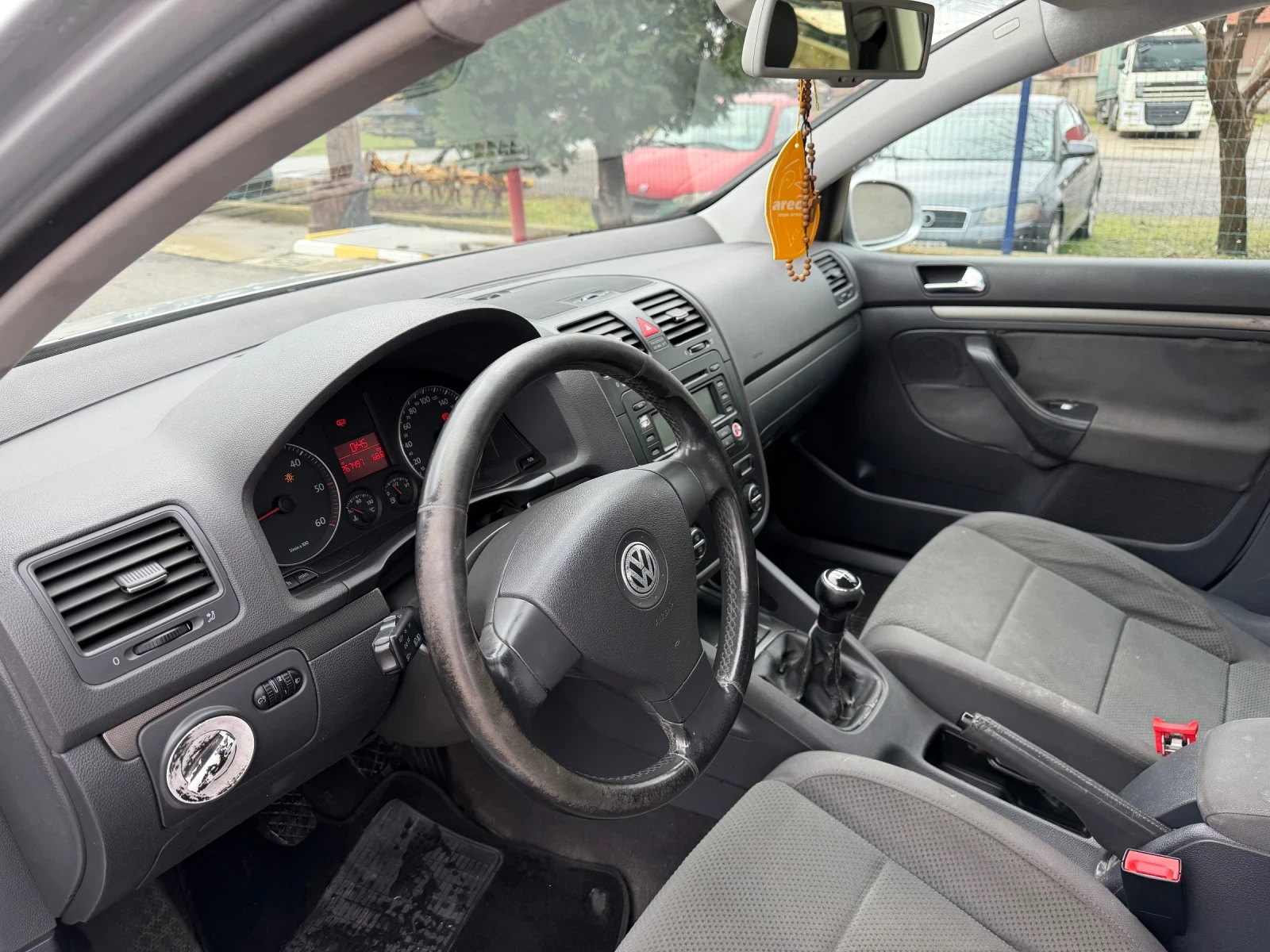 VW Golf V 1.9TDI* КРУИЗ КОНТРОЛ * НОВ ВНОС* ЛИЗИНГ*  - изображение 10