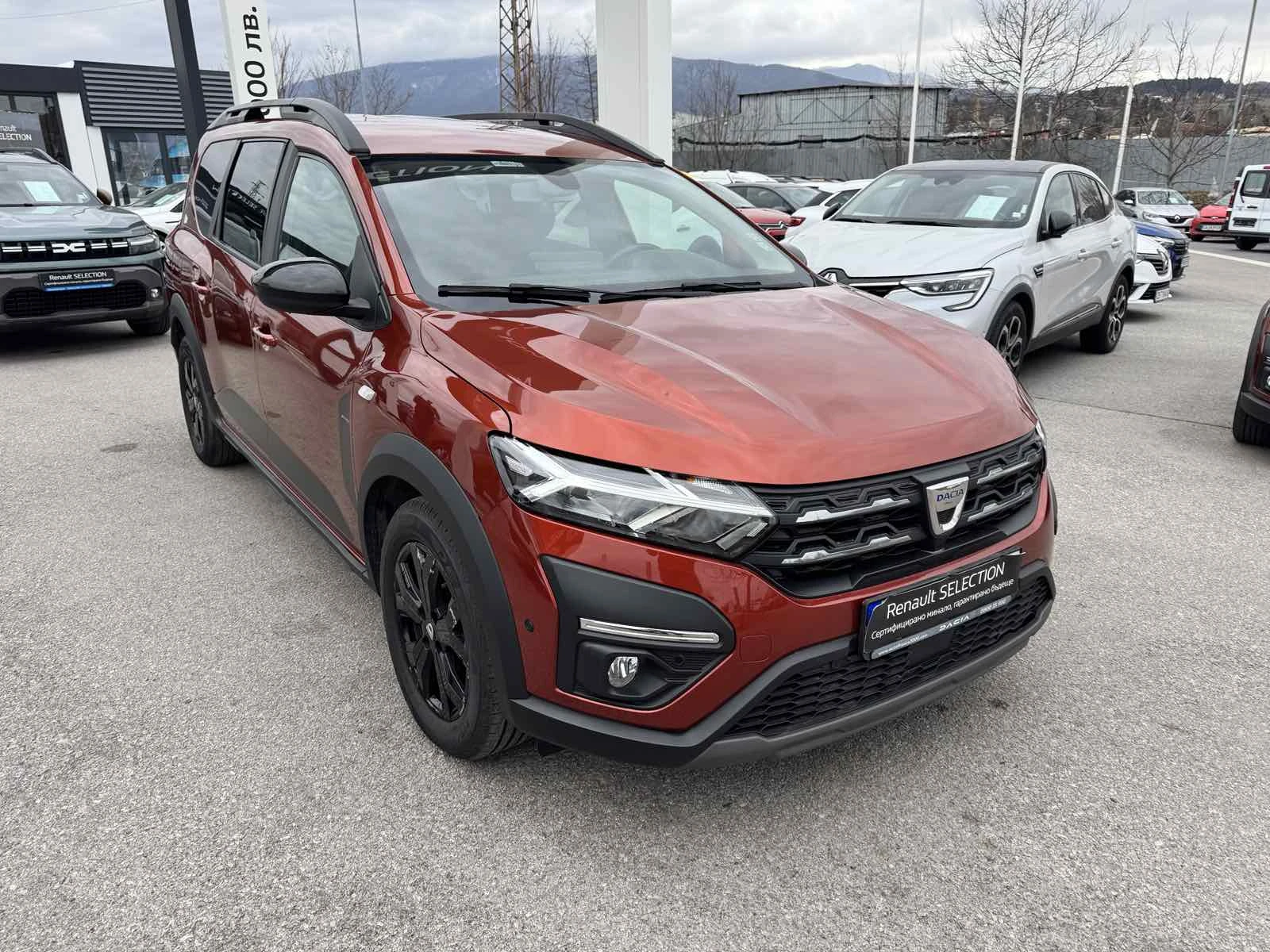 Dacia Jogger 1.0Tce, снимка 8 - Автомобили и джипове - 53901927