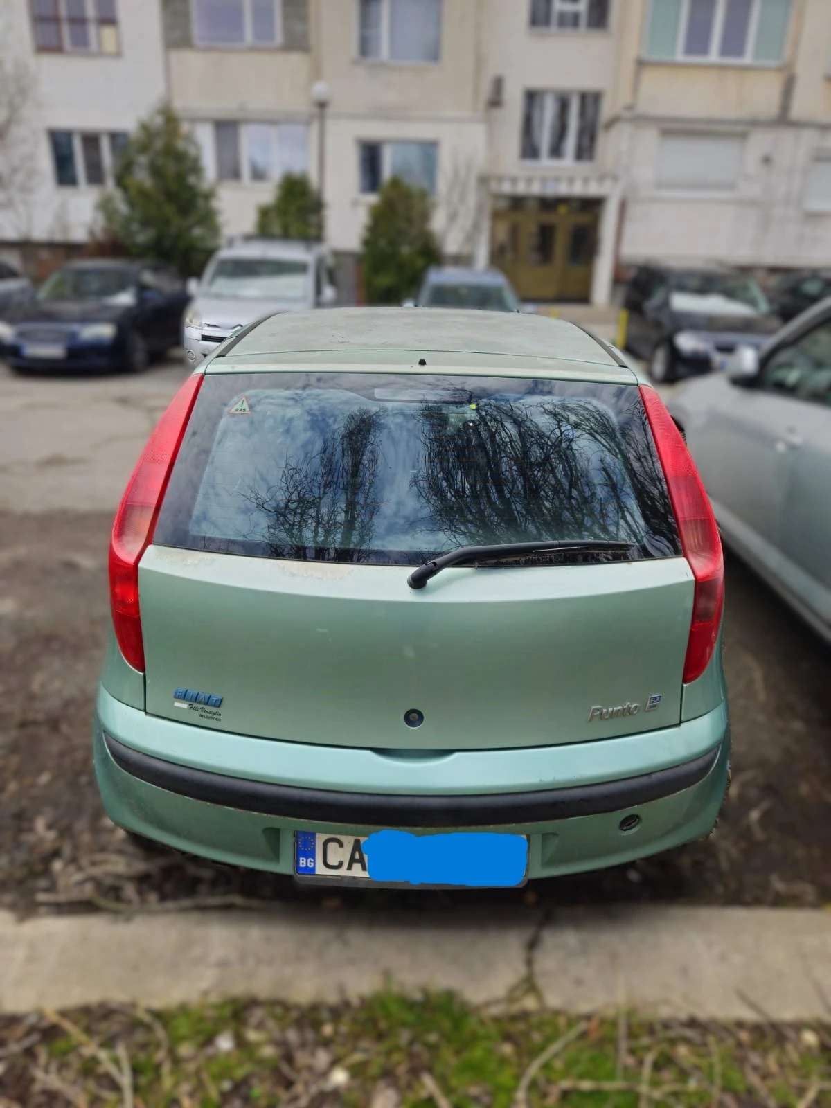Fiat Punto 1.2 16v, снимка 3 - Автомобили и джипове - 54213876
