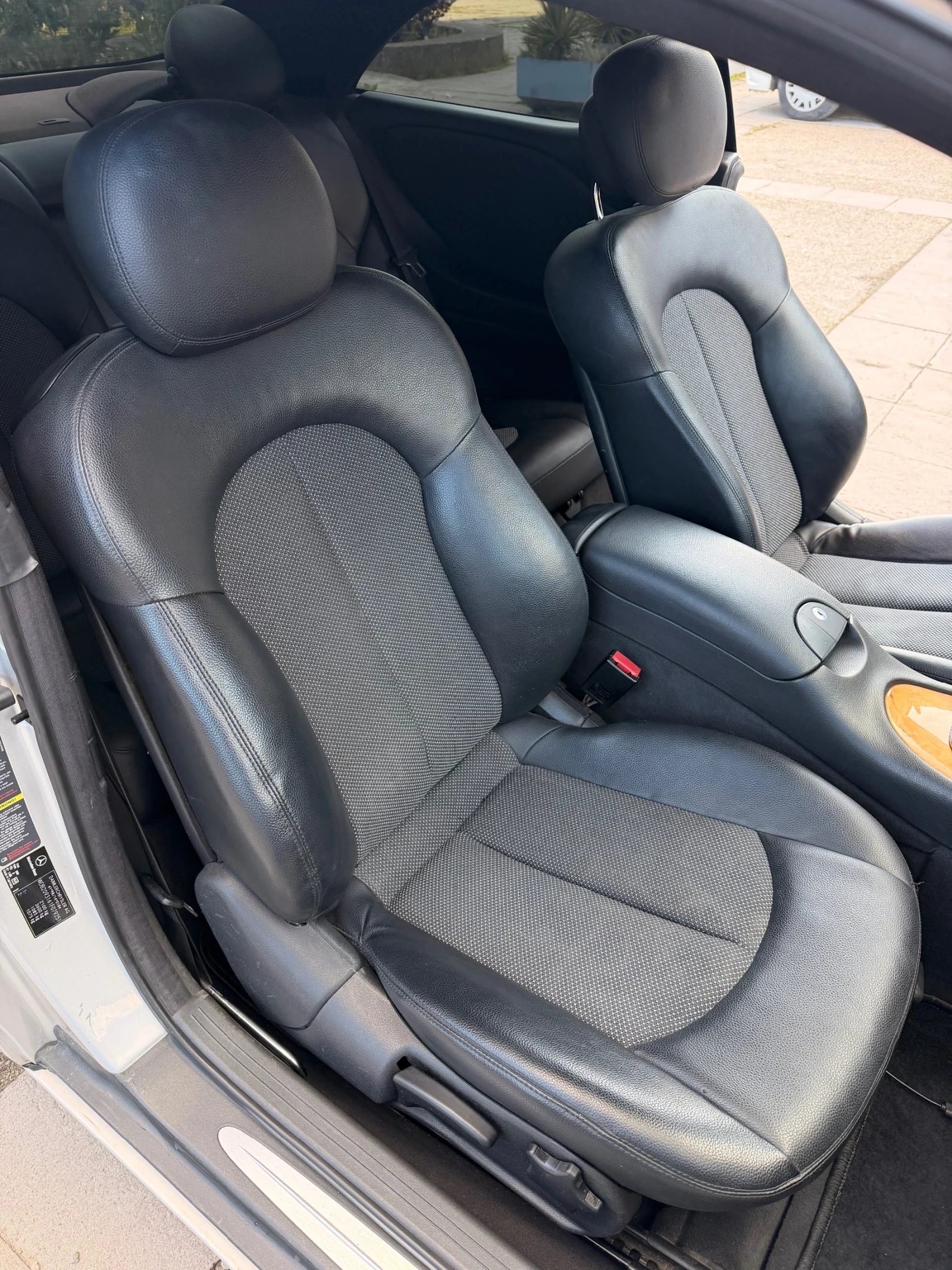 Mercedes-Benz CLK, снимка 10 - Автомобили и джипове - 54244582