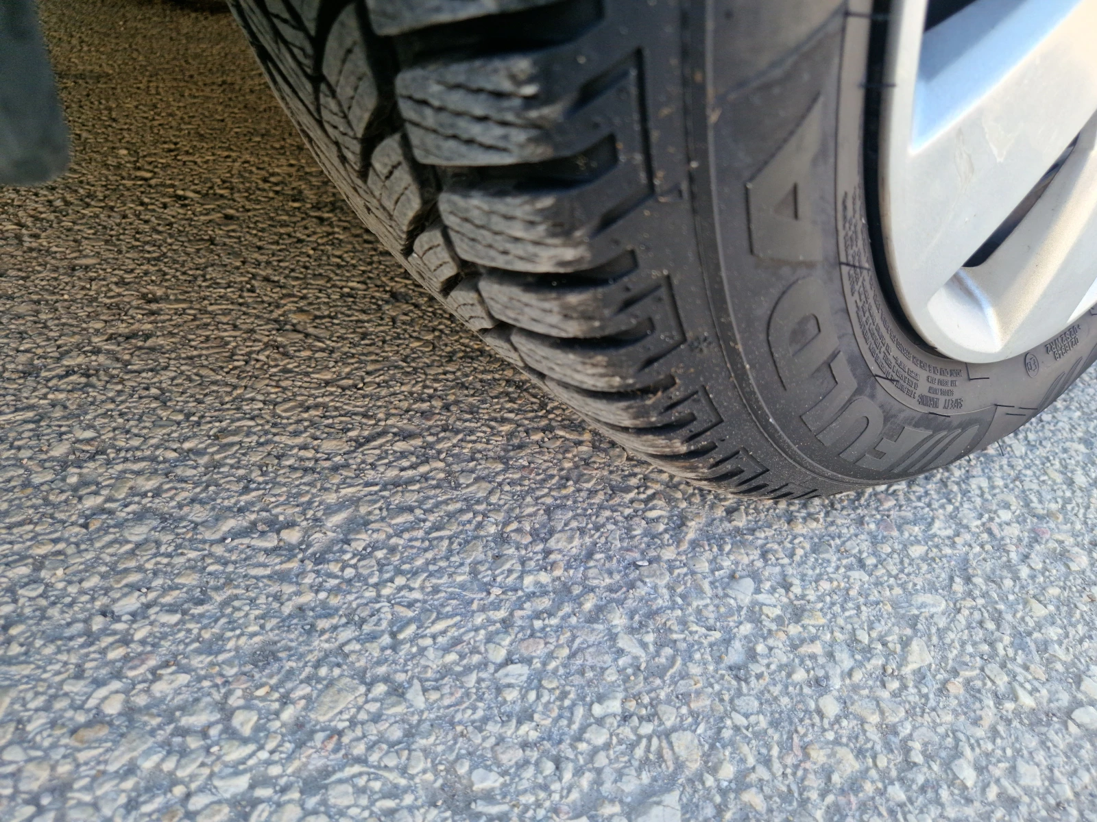 Citroen C5 2.0i АВТОМАТ!НАВИ!178000км!, снимка 17 - Автомобили и джипове - 54335898