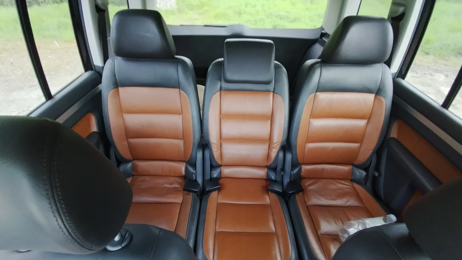 VW Touran, снимка 16 - Автомобили и джипове - 54426584