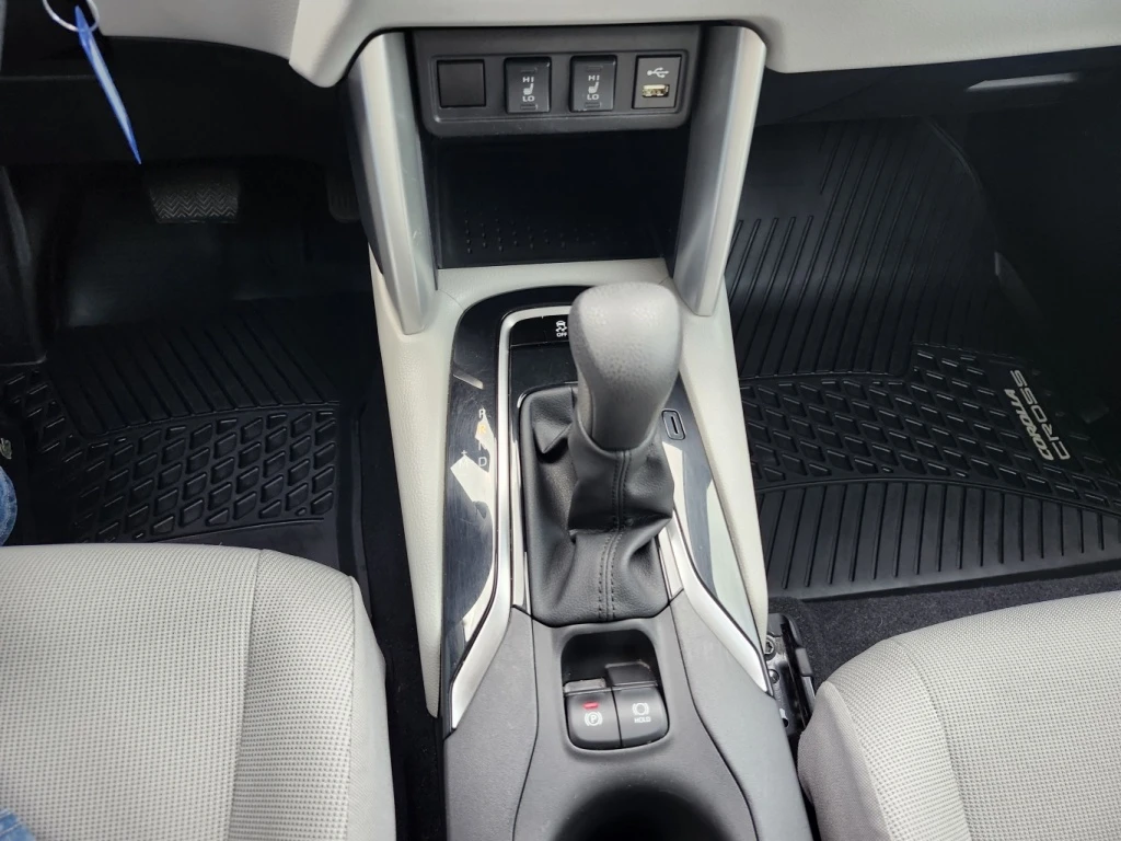 Toyota Corolla Cross AWD , снимка 13 - Автомобили и джипове - 54969744