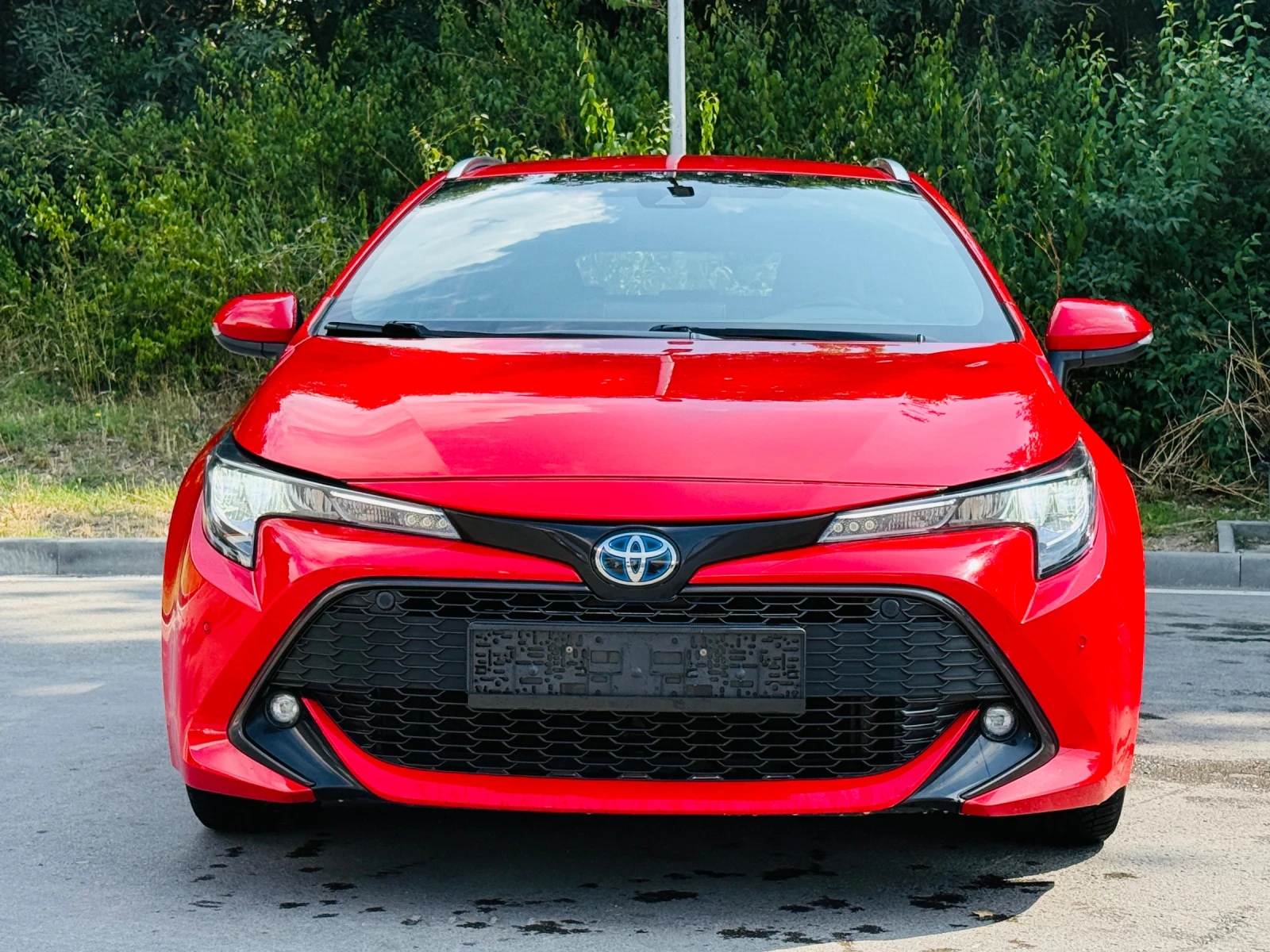Toyota Corolla 1.8 Hybrid Business Tech / В гаранция / T. Relax , снимка 2 - Автомобили и джипове - 55147208
