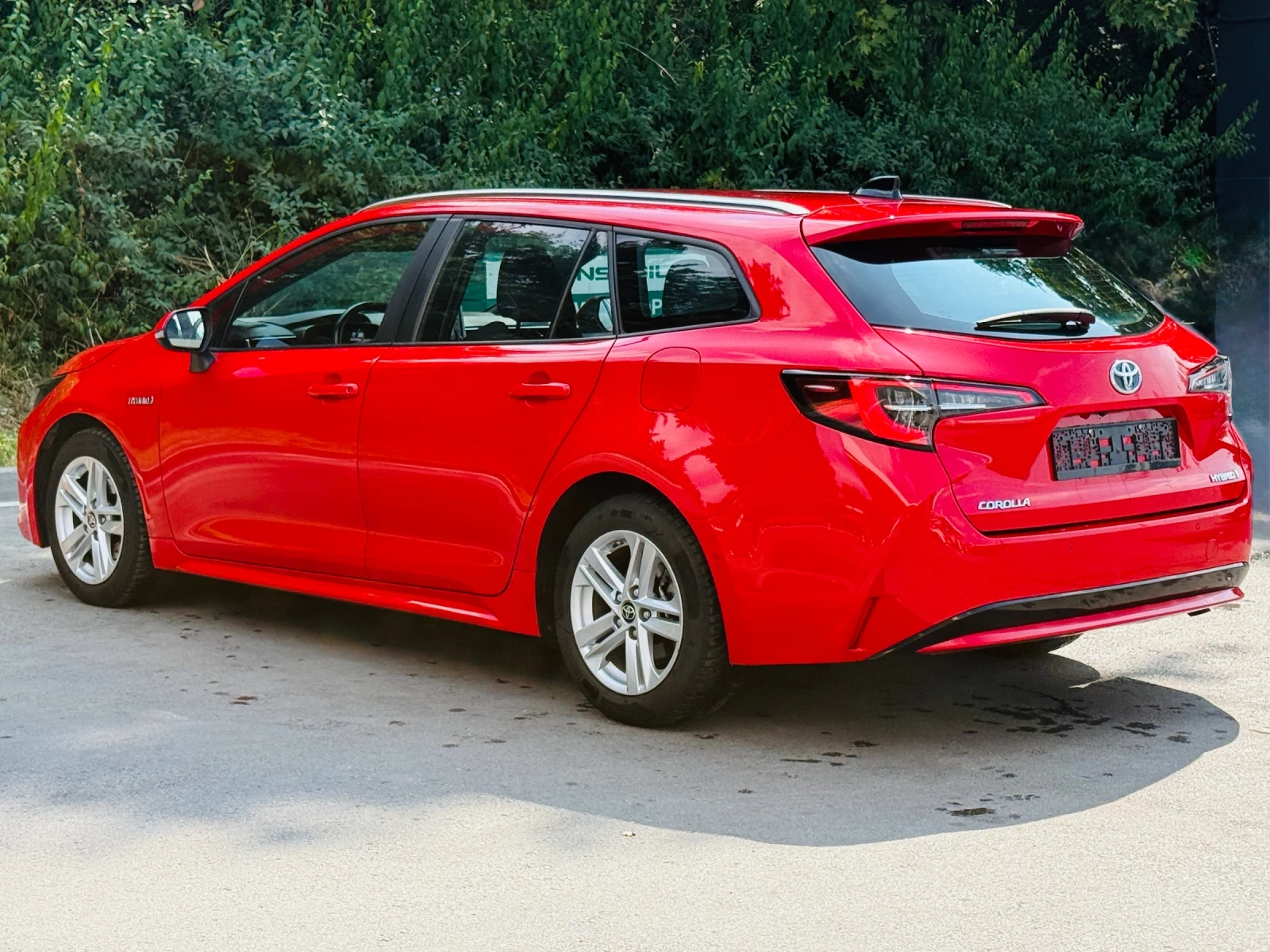 Toyota Corolla 1.8 Hybrid Business Tech / В гаранция / T. Relax , снимка 7 - Автомобили и джипове - 55147208